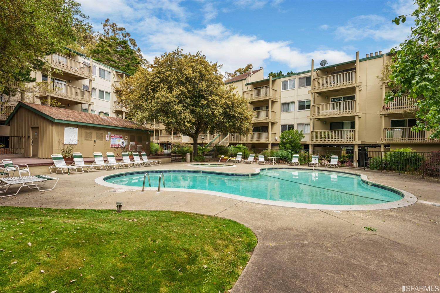 357 Half Moon Lane # 6