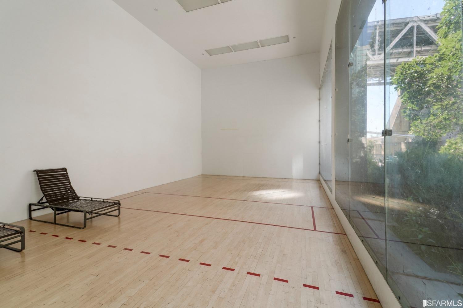 201 Harrison Street Unit: 913
