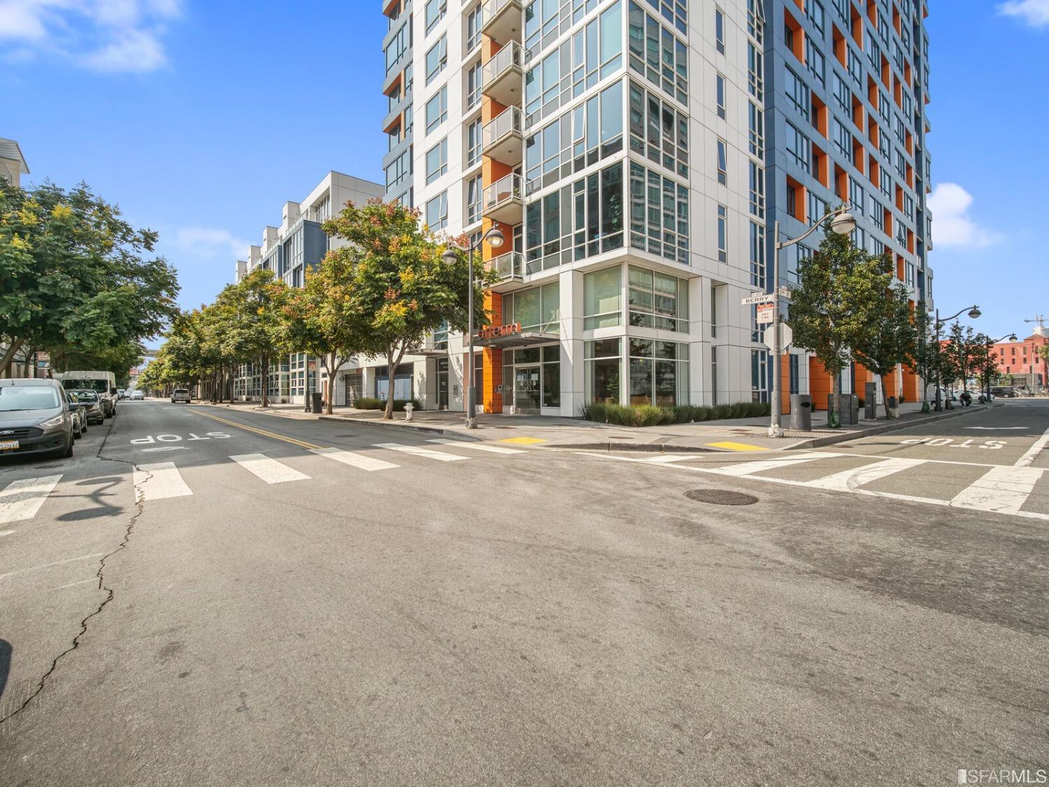 300 Berry Street Unit: 424