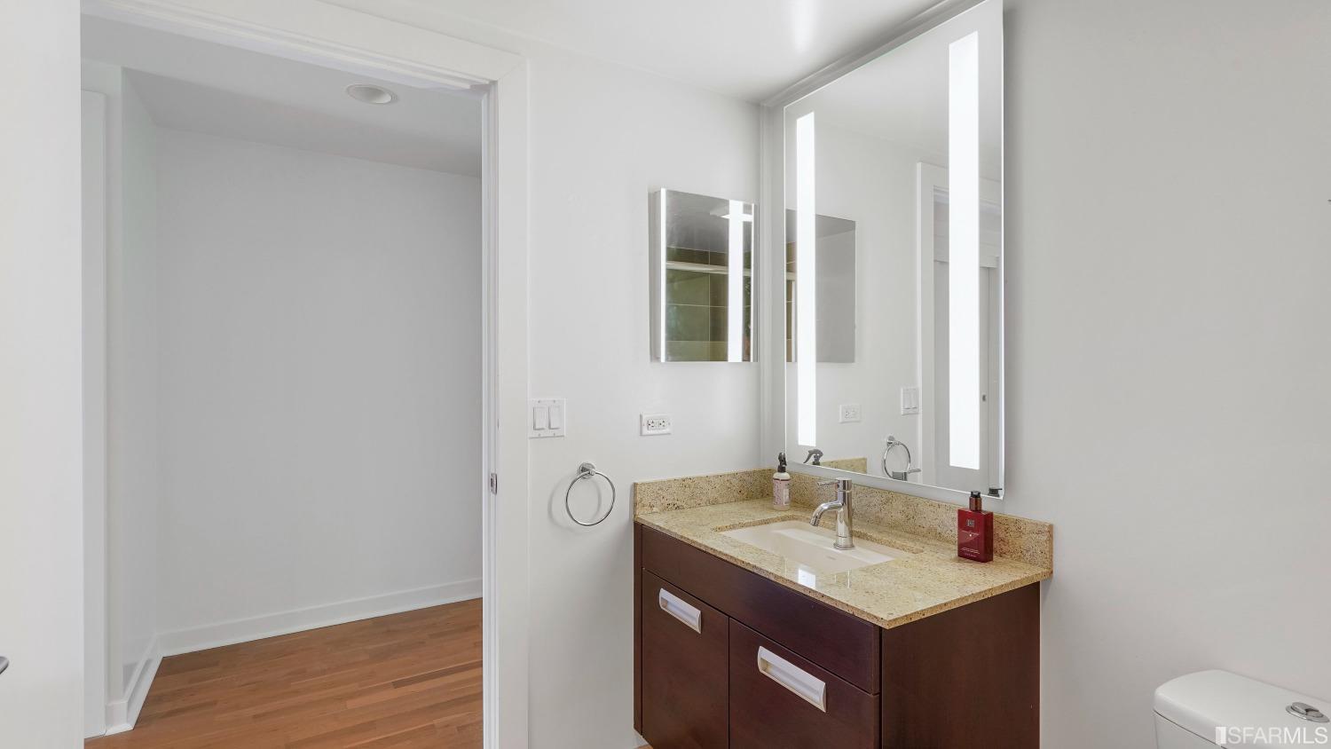 300 Berry Street Unit: 424