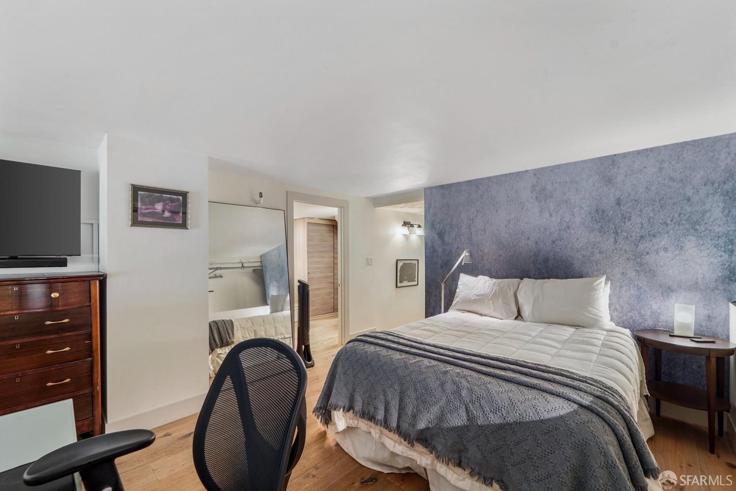 601 4th Street Unit: 106