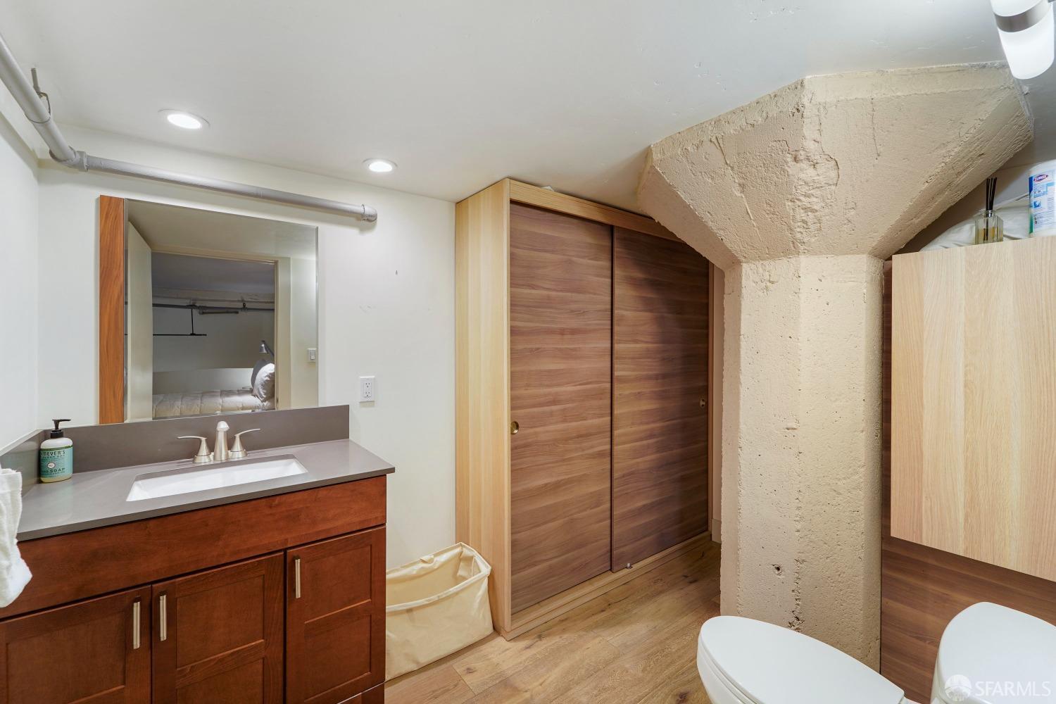 601 4th Street Unit: 106