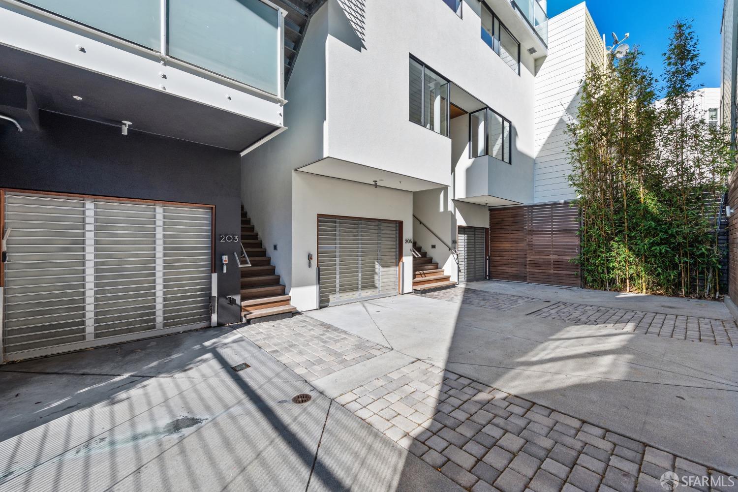 207 Guerrero Street