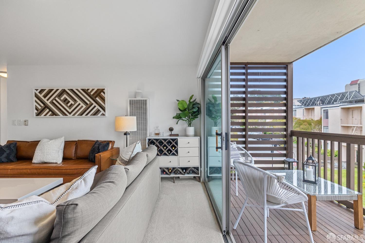 65 Western Shore Lane Unit: 6