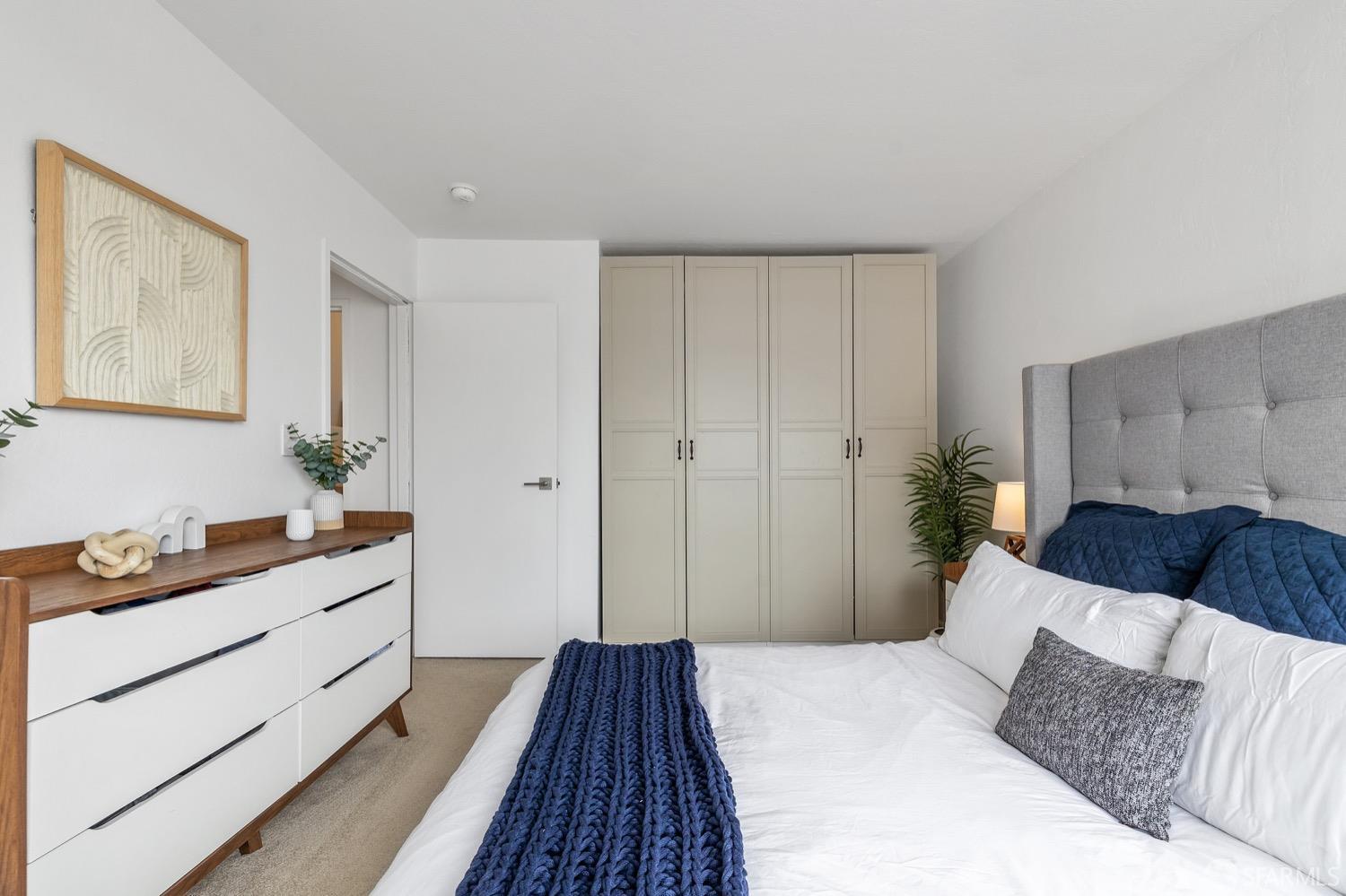 65 Western Shore Lane Unit: 6