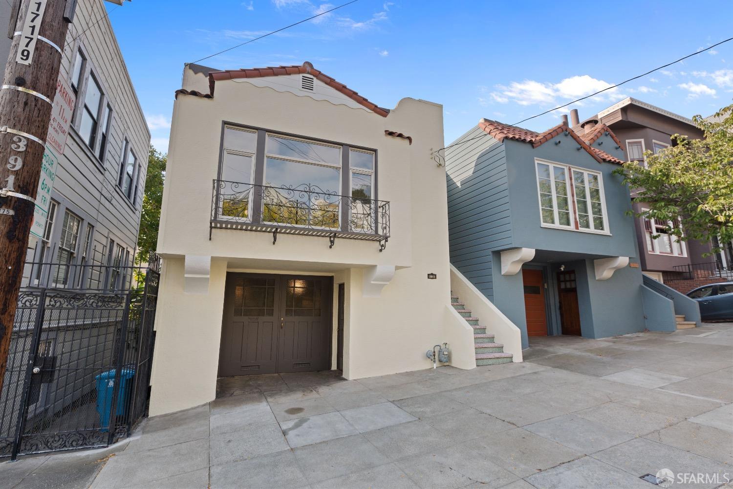 3915 Cesar Chavez Street
