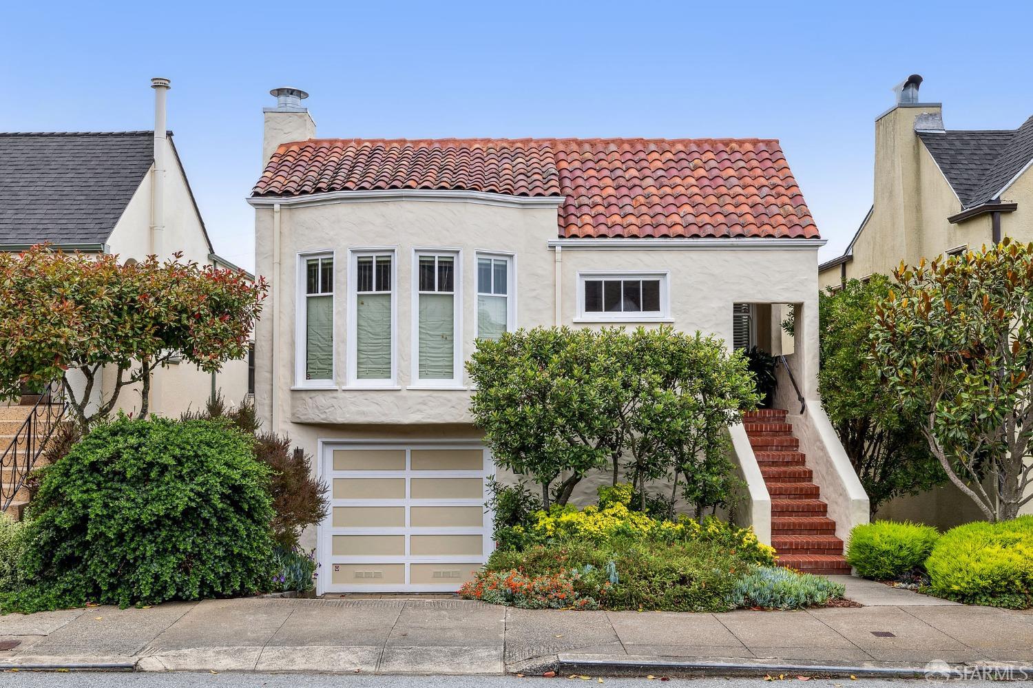 52 Agua Way