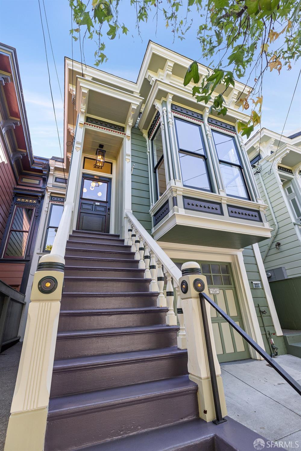 221 Clipper Street