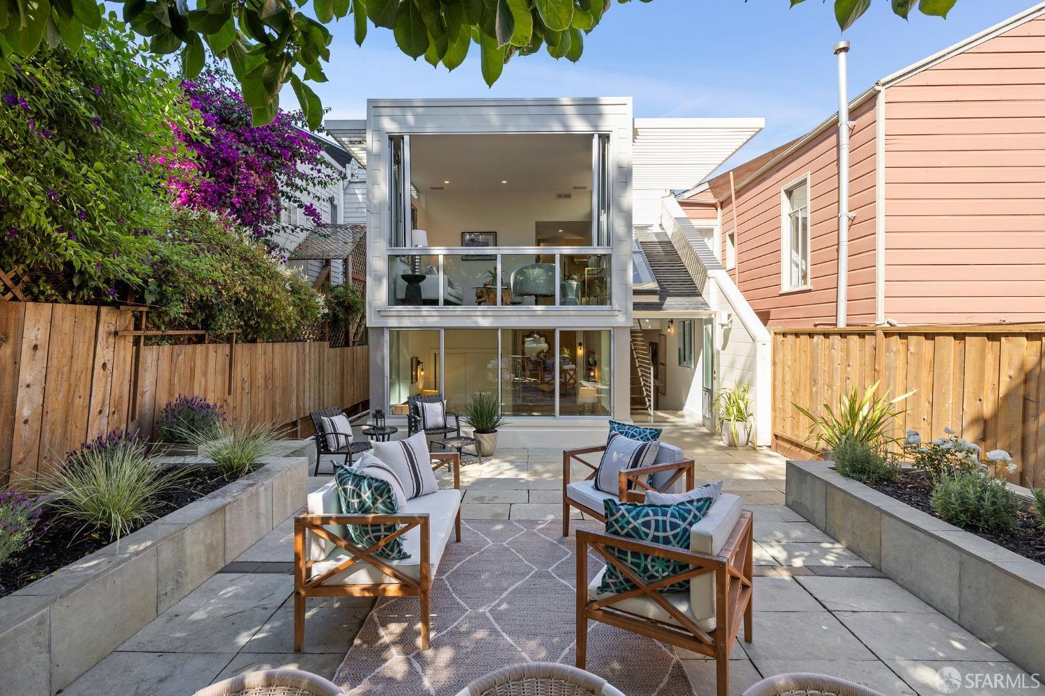 221 Clipper Street