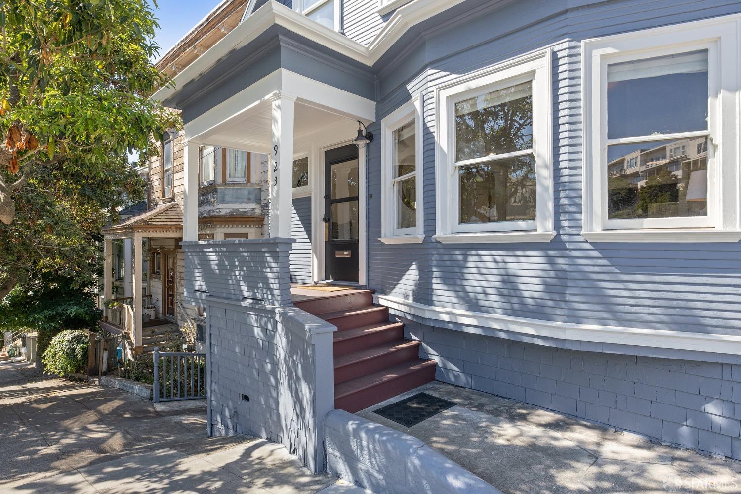 923 Central Avenue