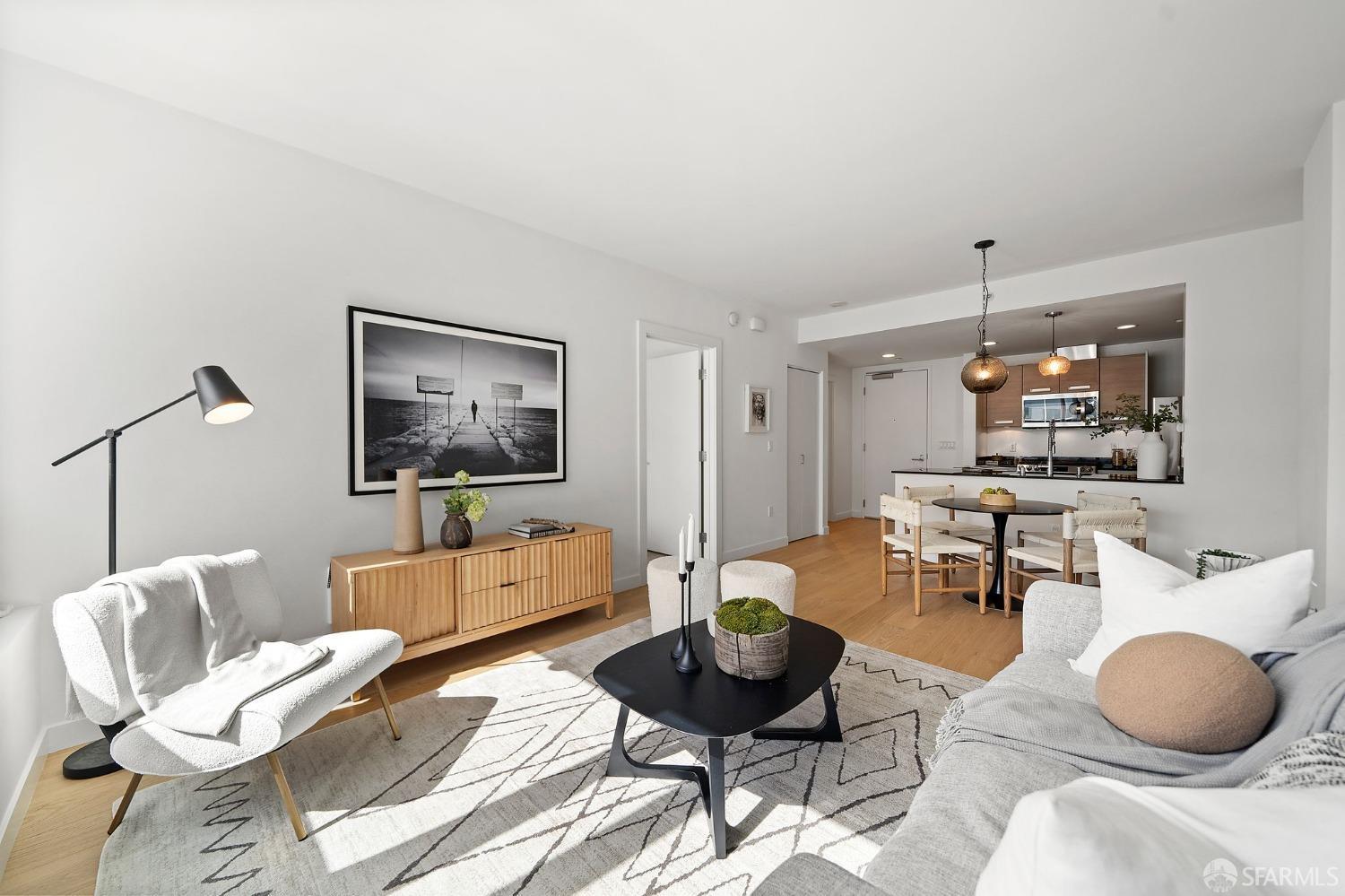 300 Berry Street # 618