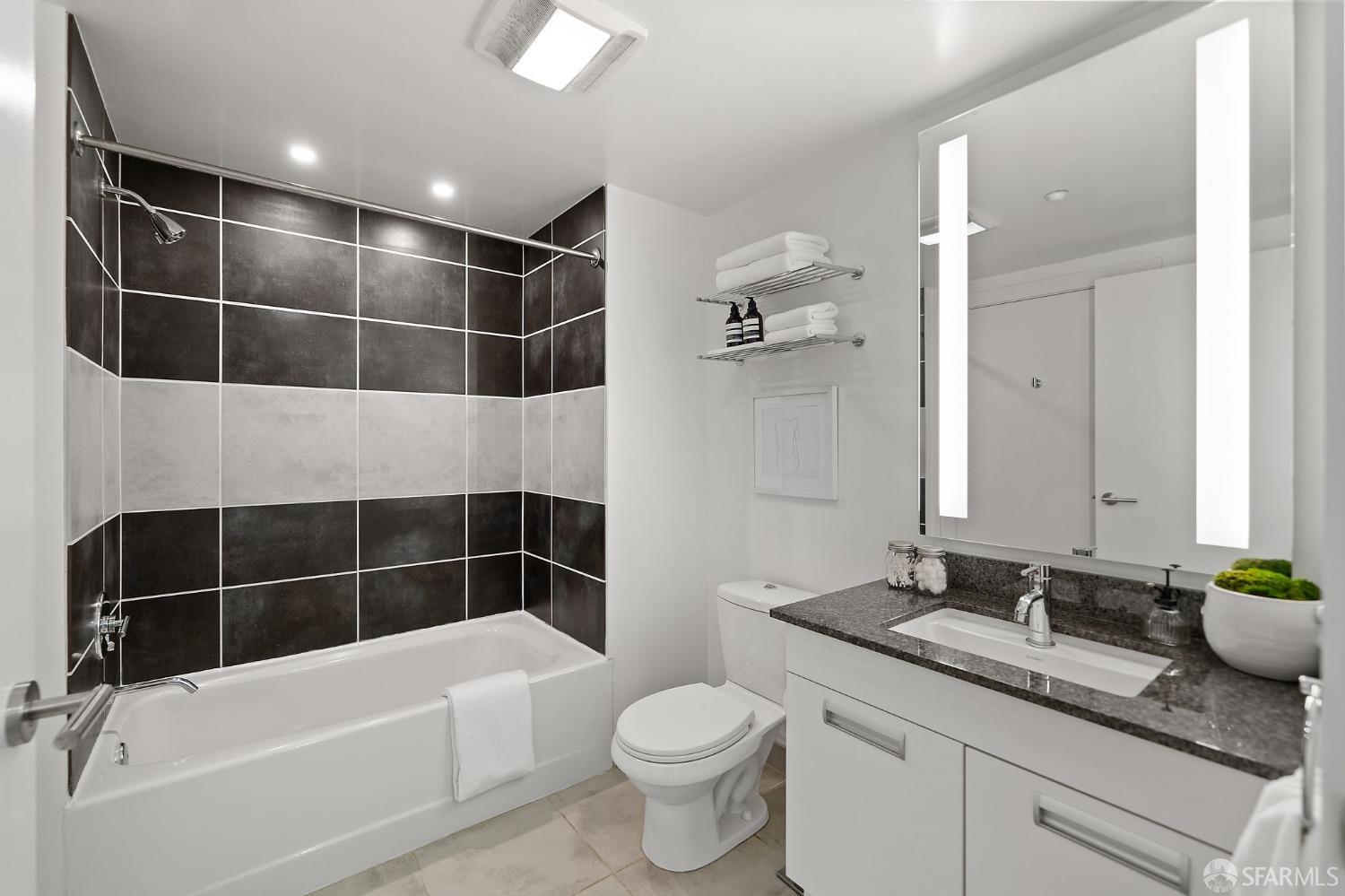 300 Berry Street # 618