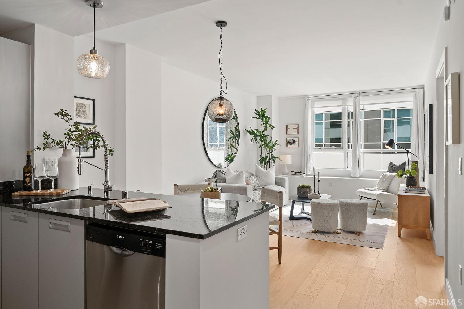 300 Berry Street # 618