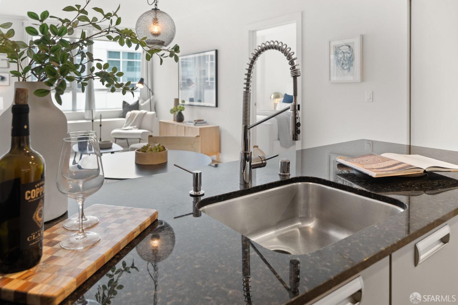 300 Berry Street # 618