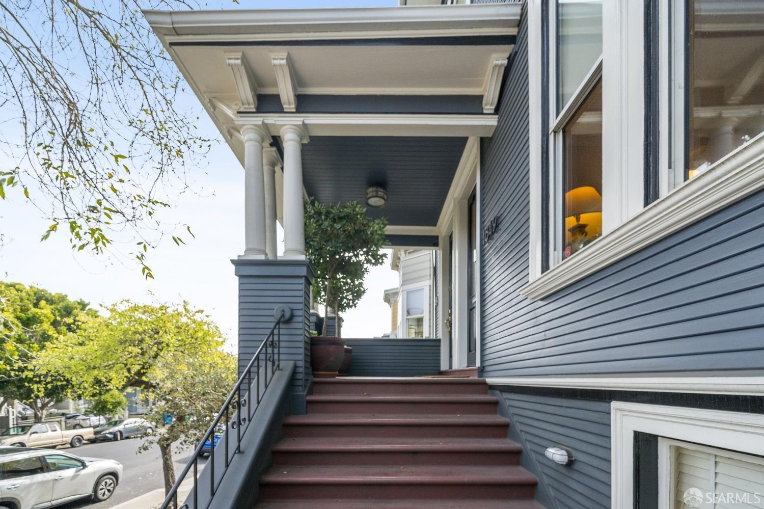 1849 Lyon Street