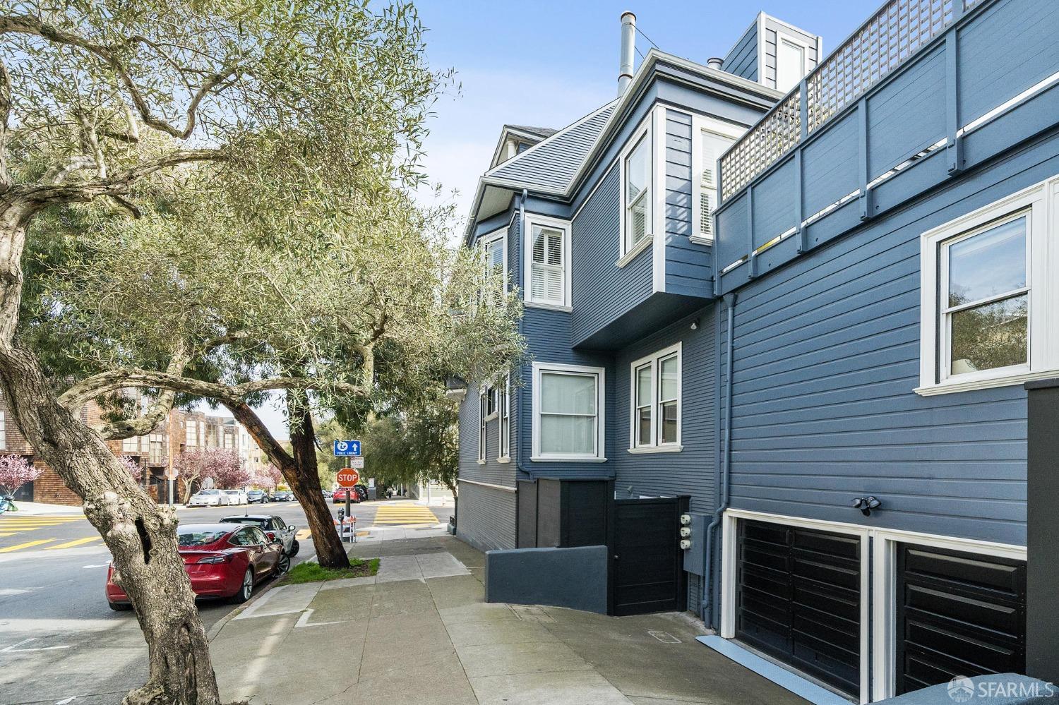 1849 Lyon Street