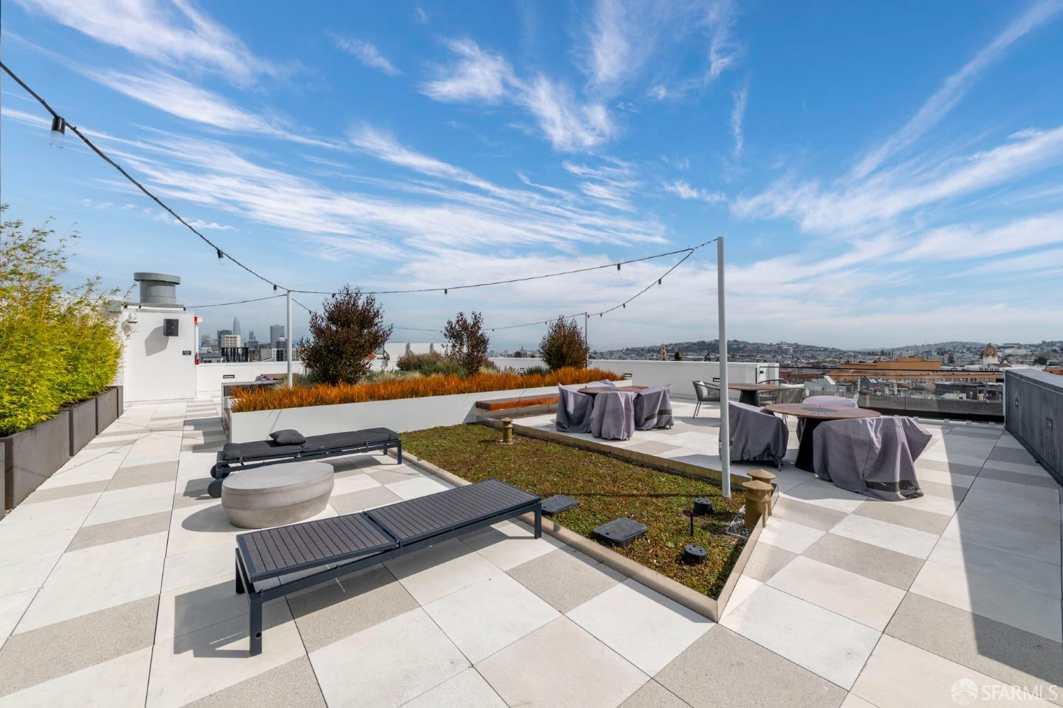 2238 Market Street # 306