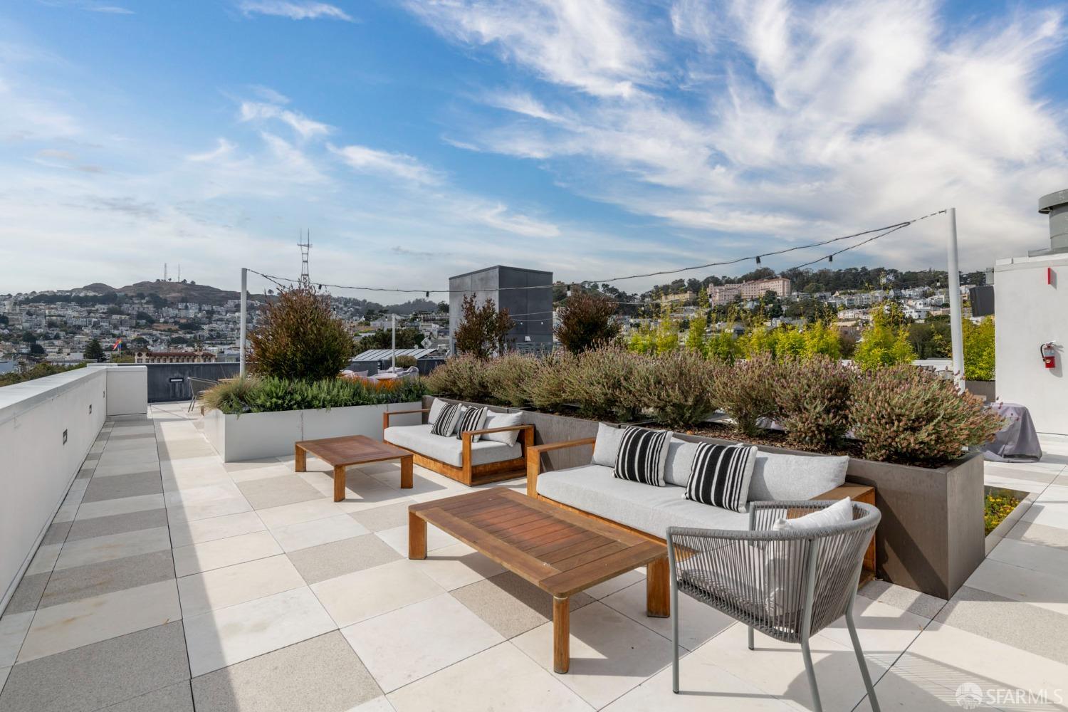 2238 Market Street # 306