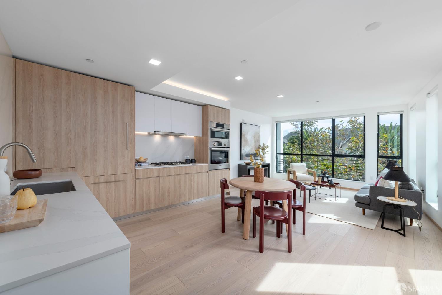 2238 Market Street # 306