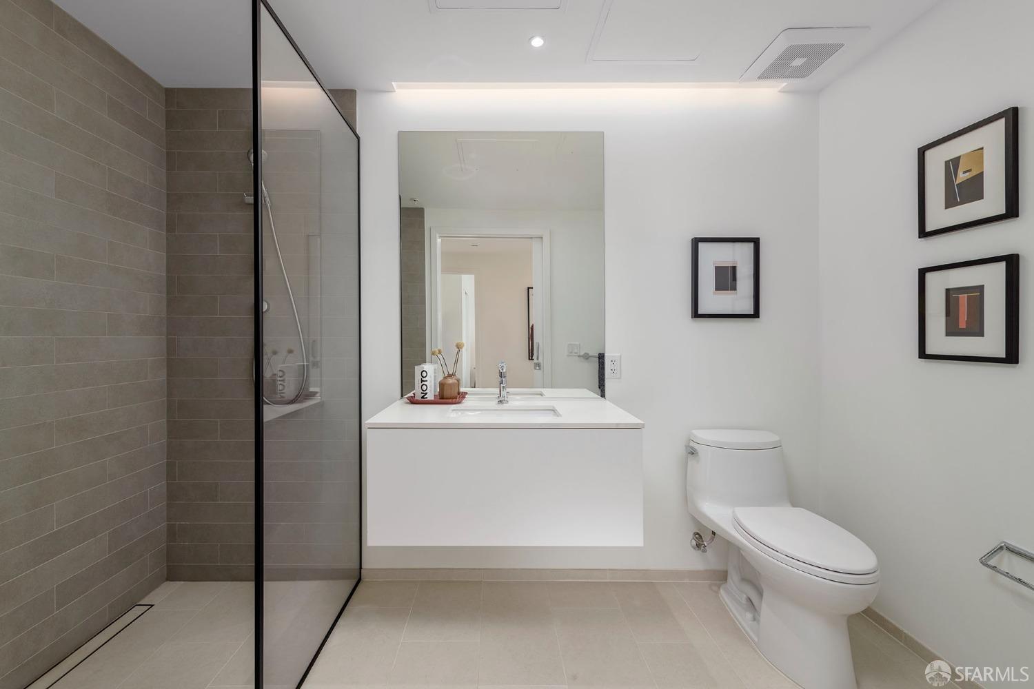 2238 Market Street # 306