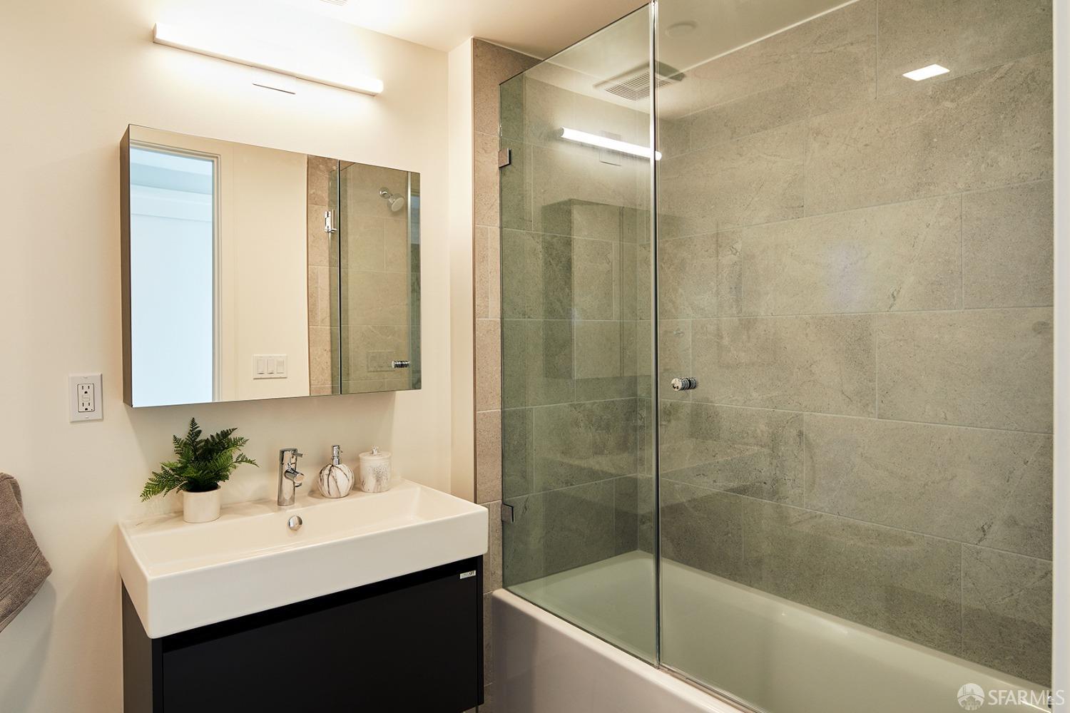 1580 Pacific Avenue # 207