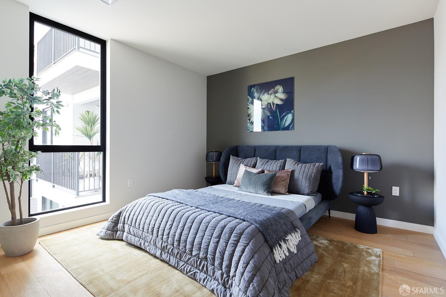 1580 Pacific Avenue # 207