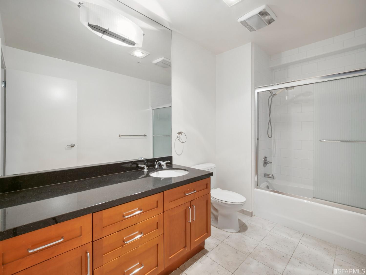 350 Alabama Street Unit: 10