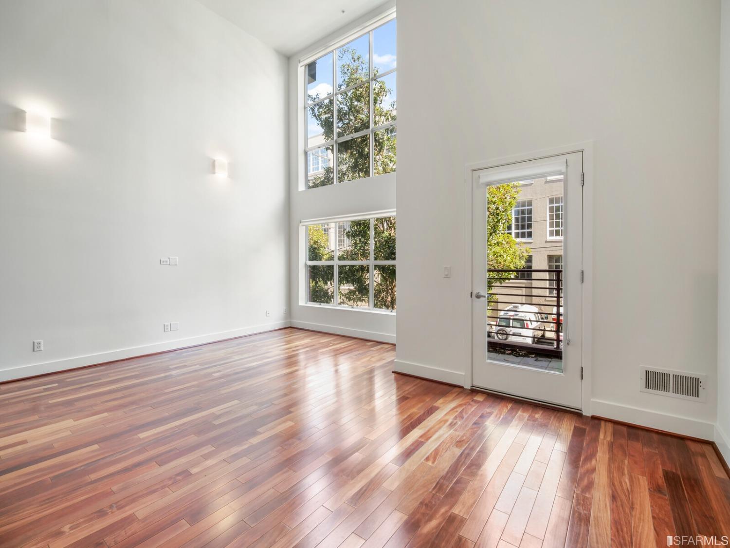 350 Alabama Street Unit: 10