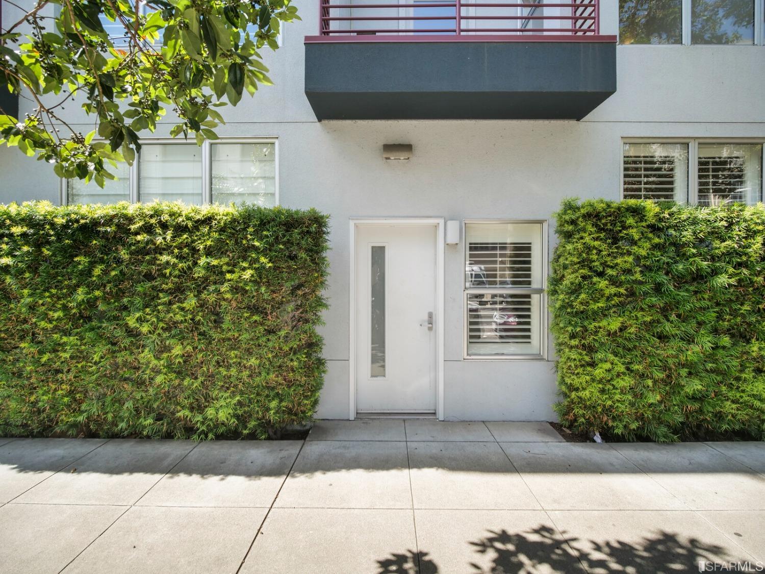350 Alabama Street Unit: 10