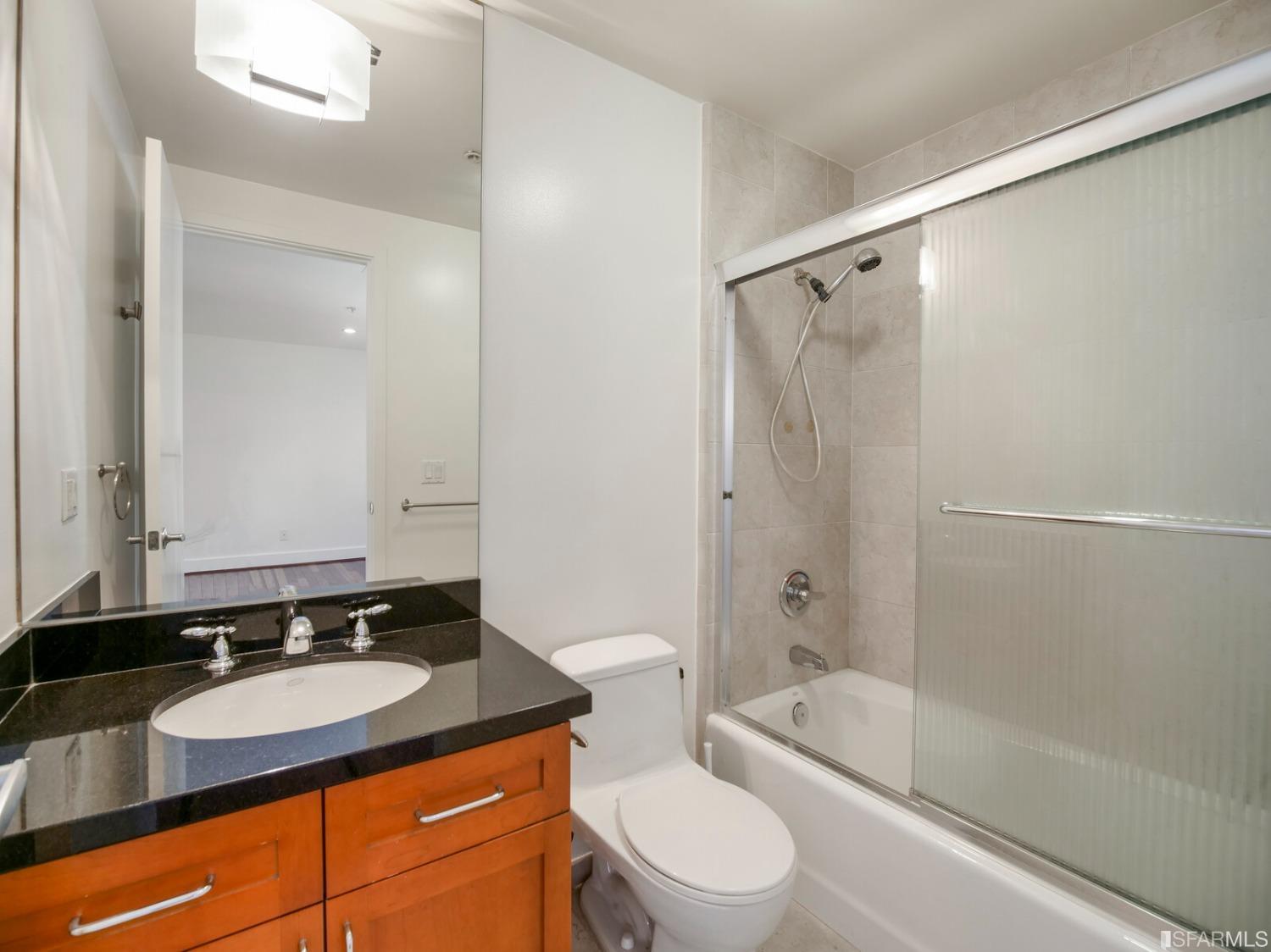 350 Alabama Street Unit: 10