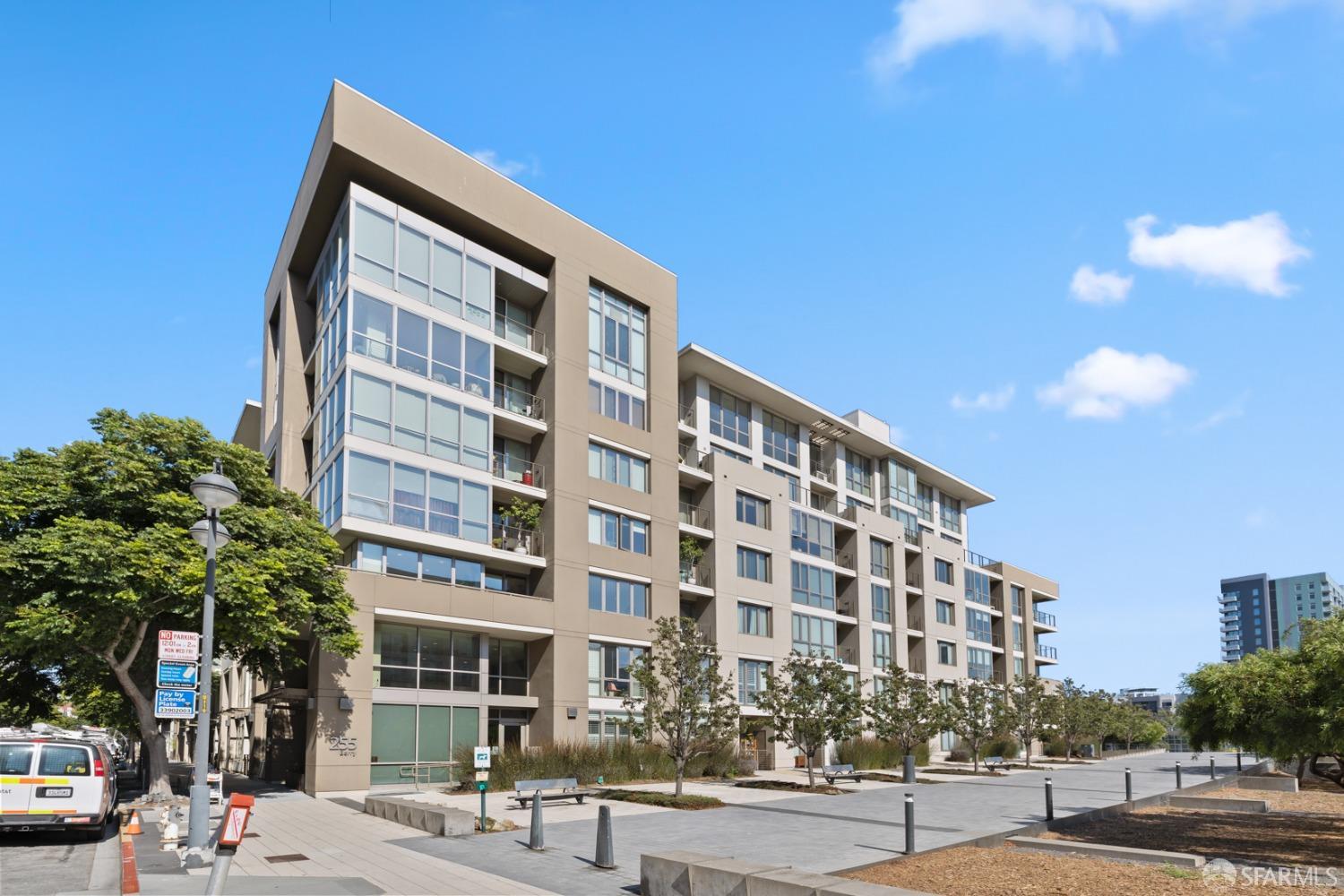 255 Berry Street # 301