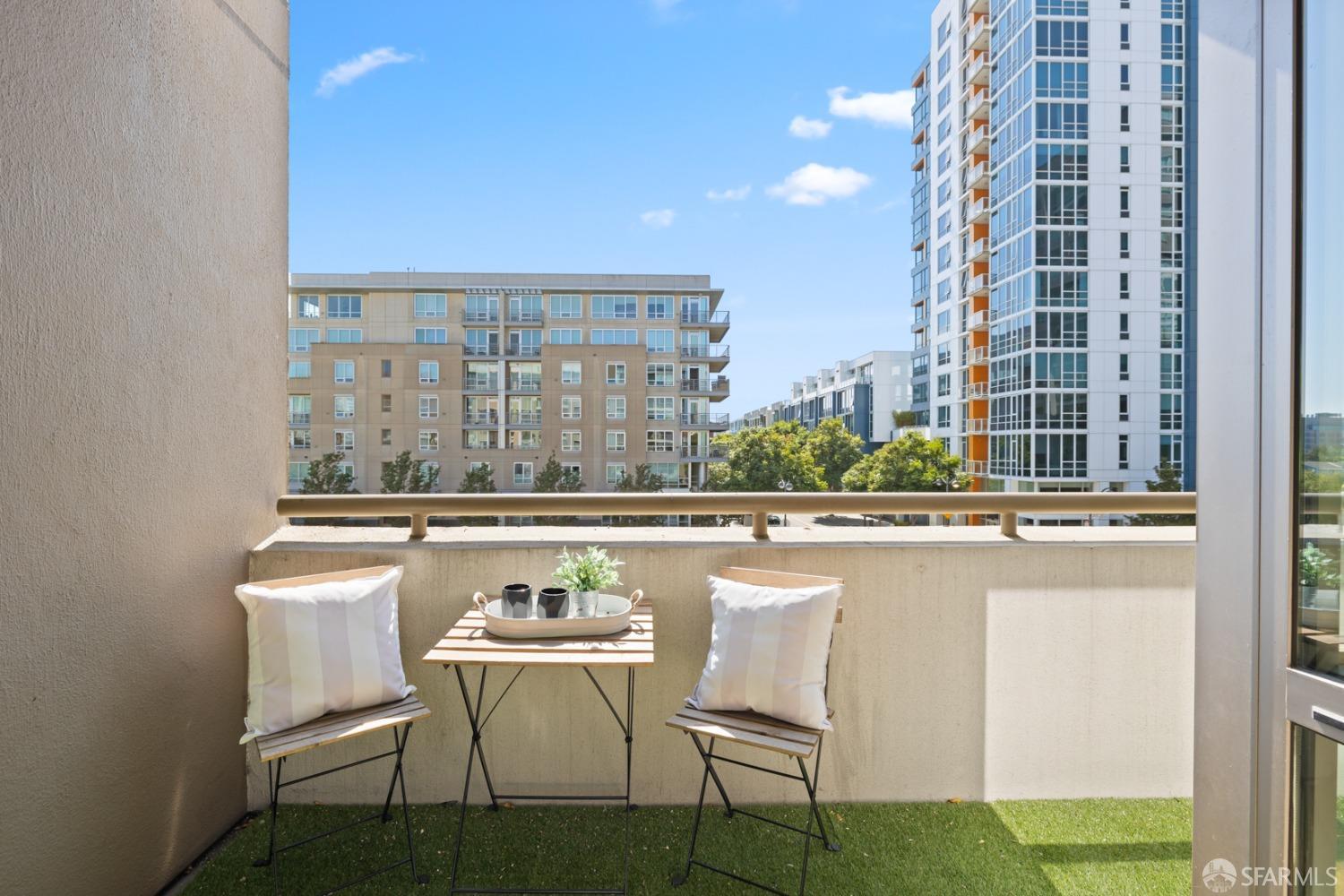 255 Berry Street # 301