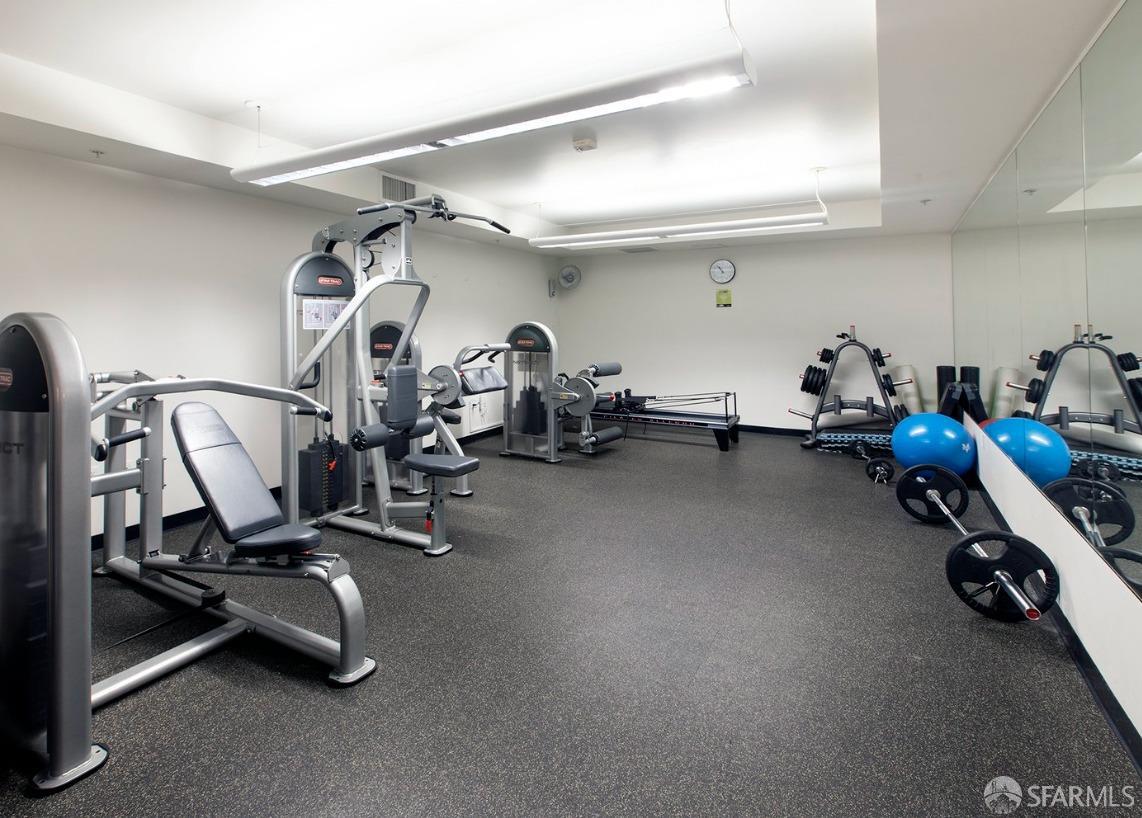 451 Kansas Street Unit: 290