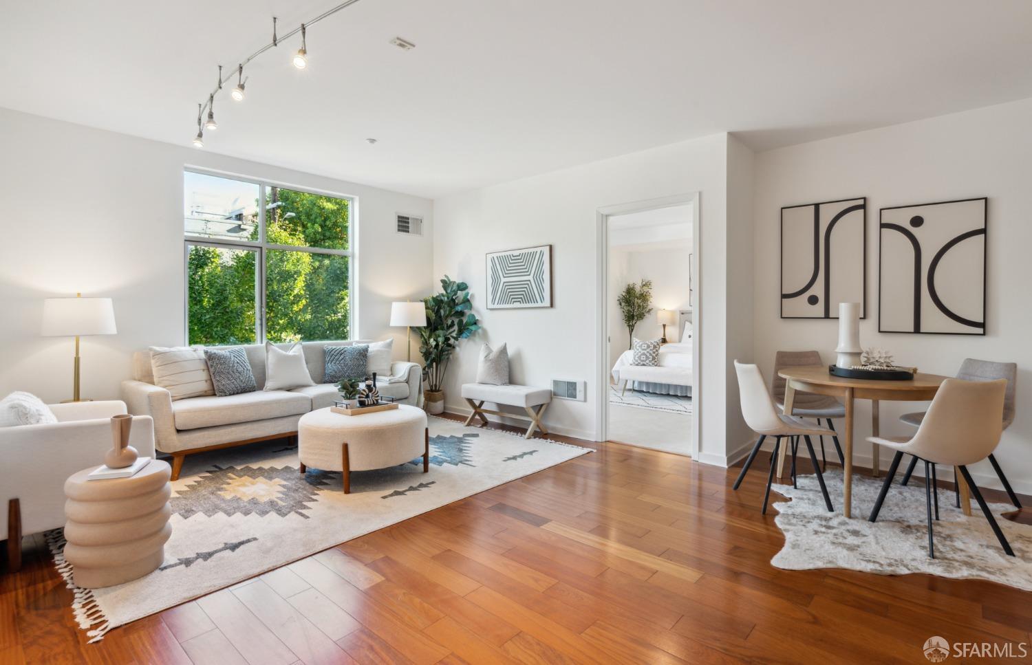 451 Kansas Street Unit: 290