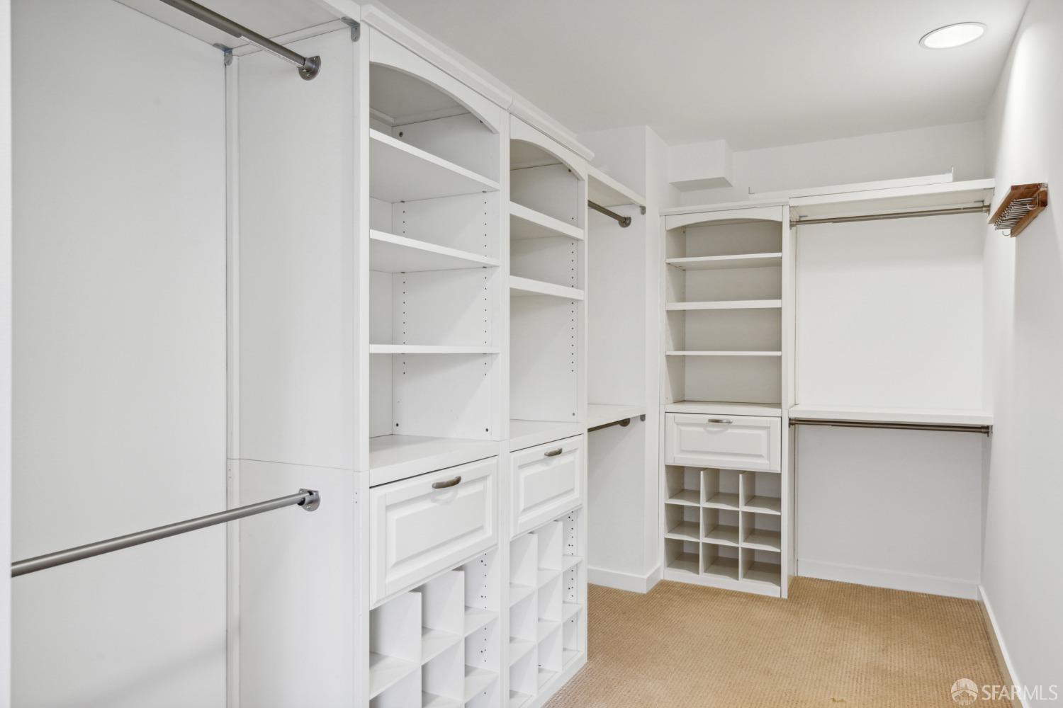 451 Kansas Street Unit: 290