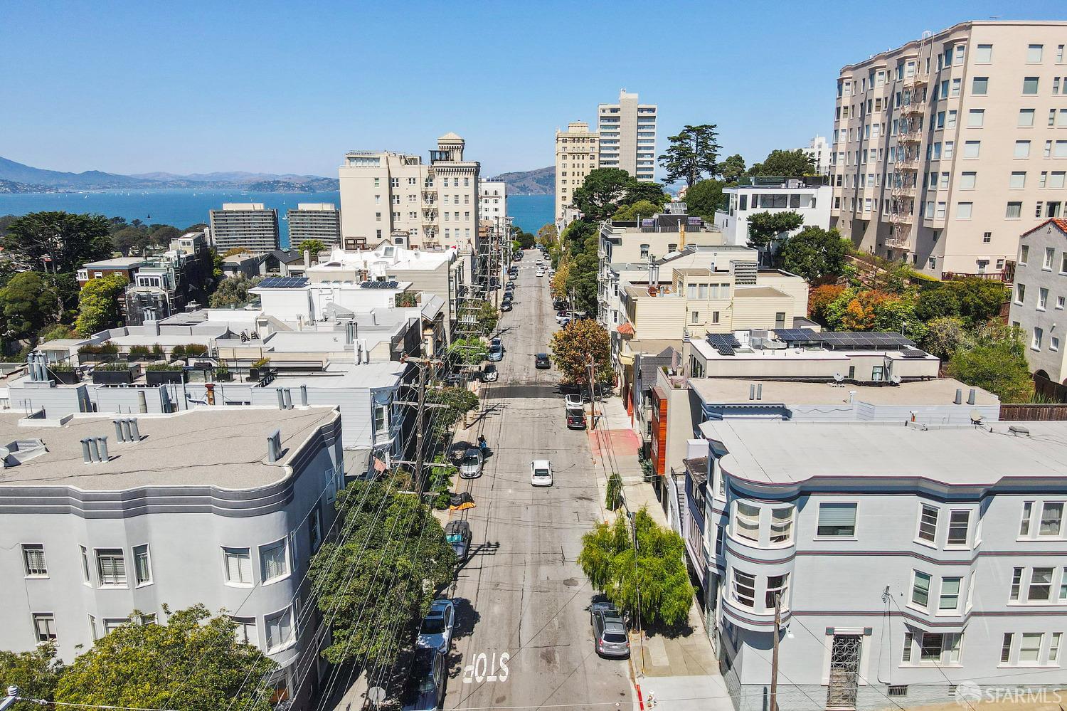 2363 Larkin Street Unit: 43