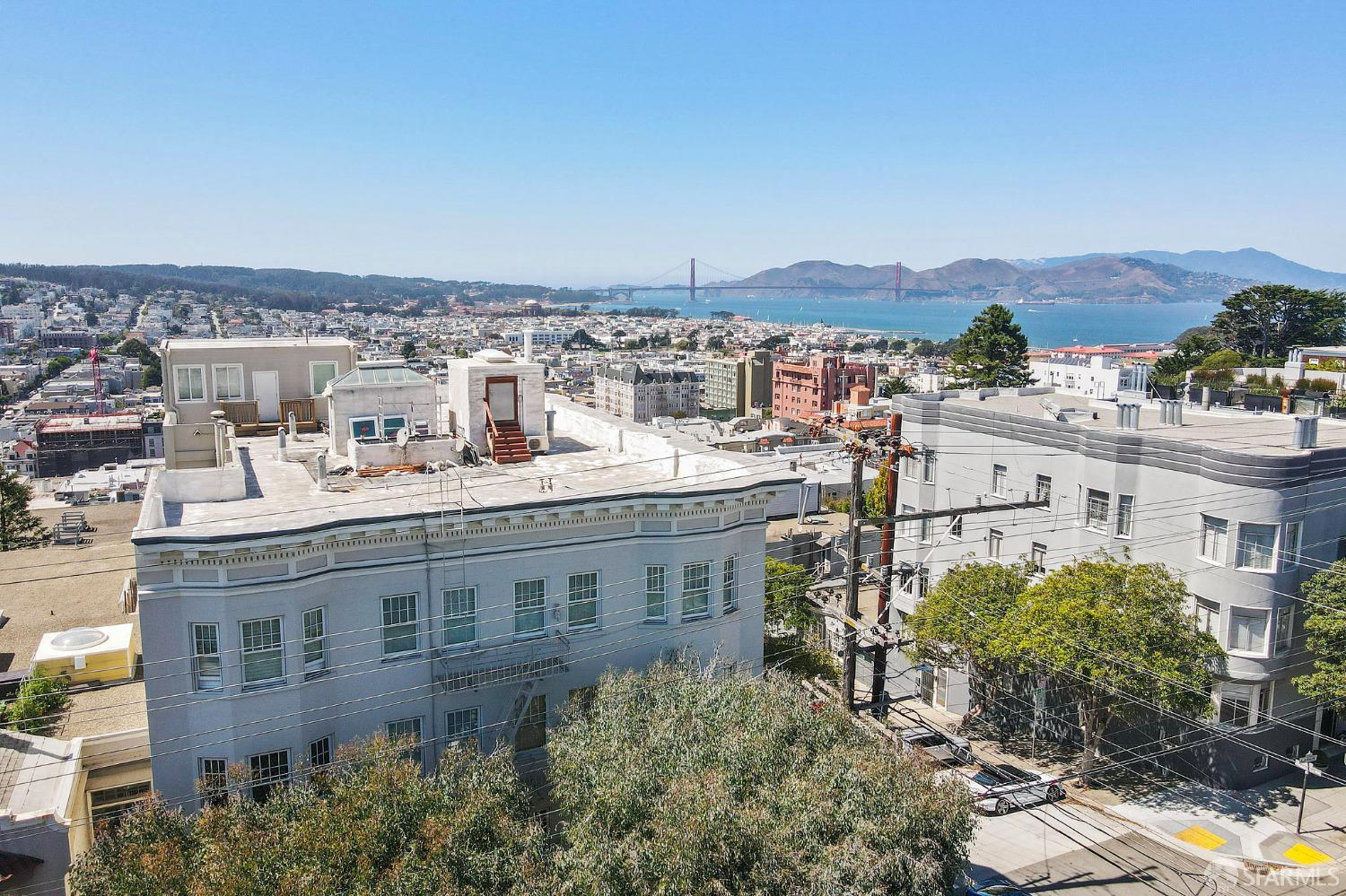 2363 Larkin Street Unit: 43