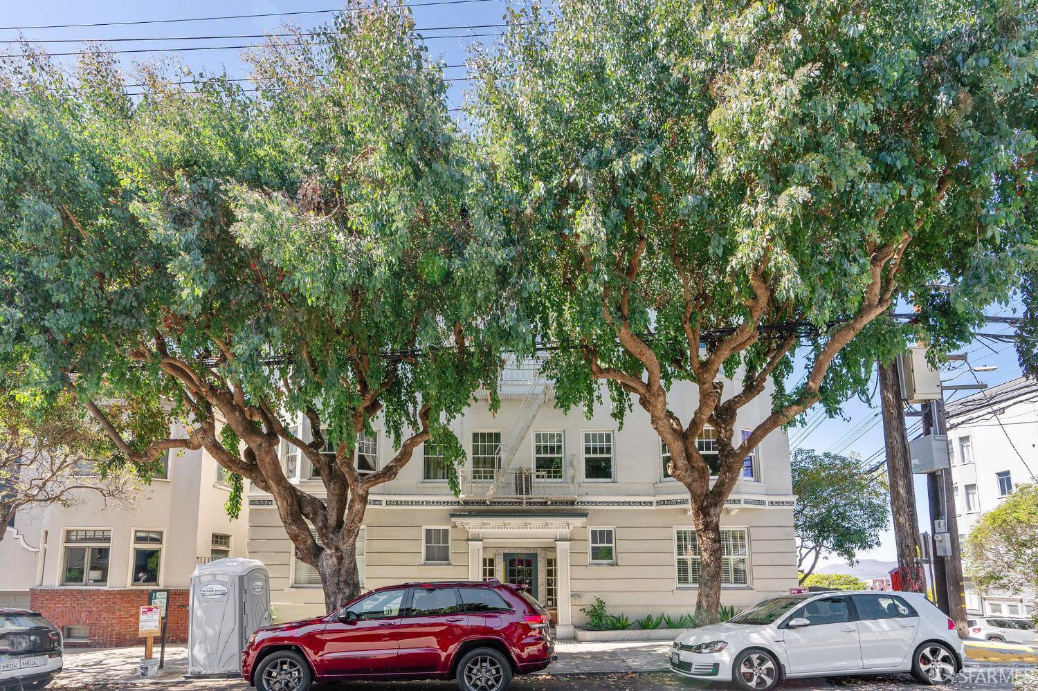 2363 Larkin Street Unit: 43
