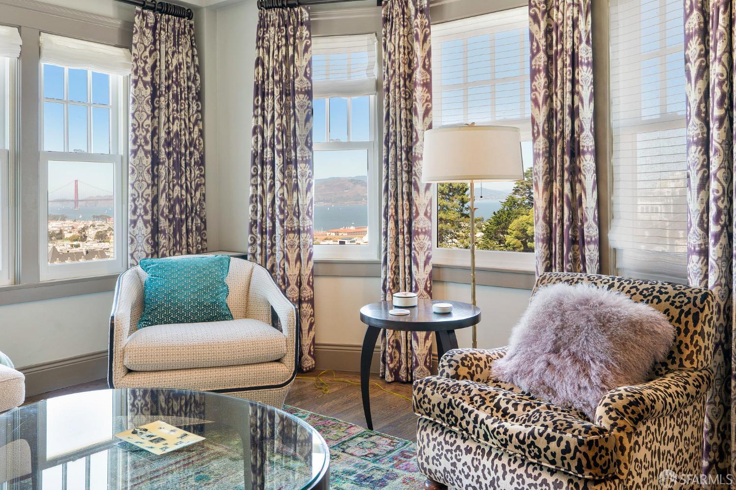 2363 Larkin Street Unit: 43
