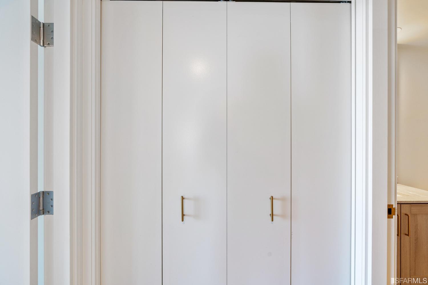 401 Harrison Street Unit: 27G