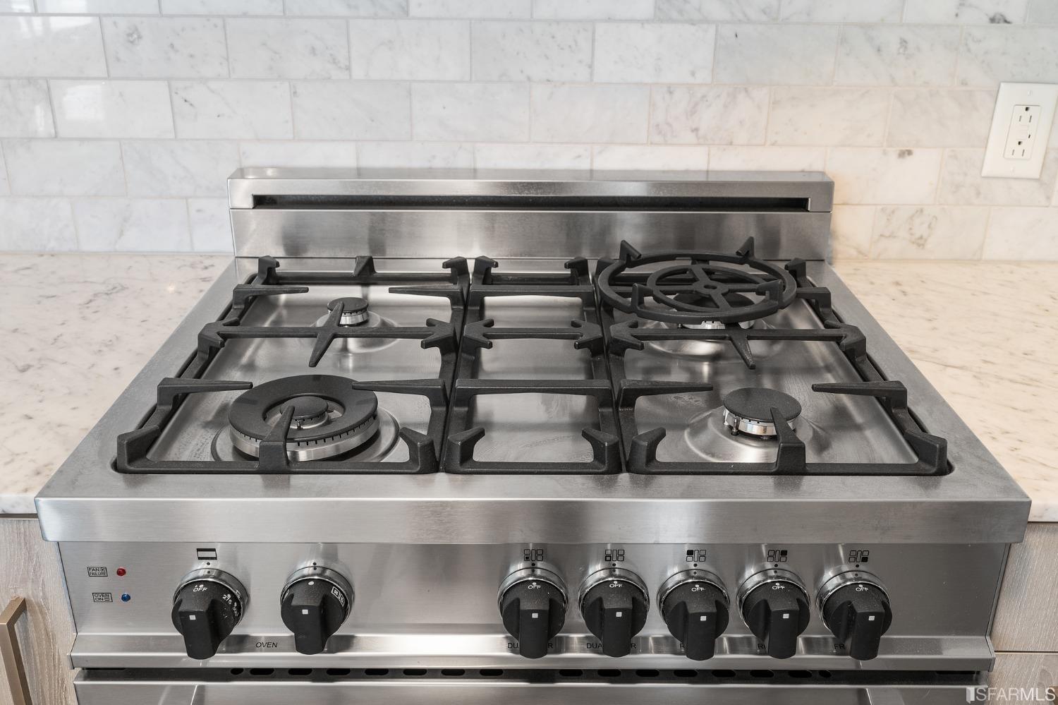 401 Harrison Street Unit: 27G