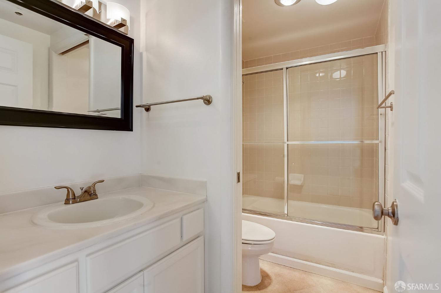900 Bush Street Unit: 517