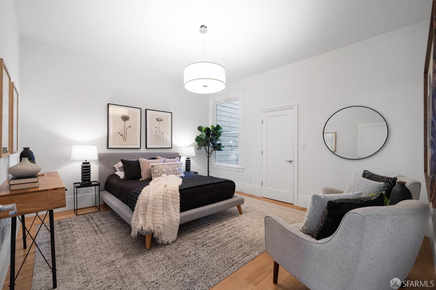 2717 Folsom Street
