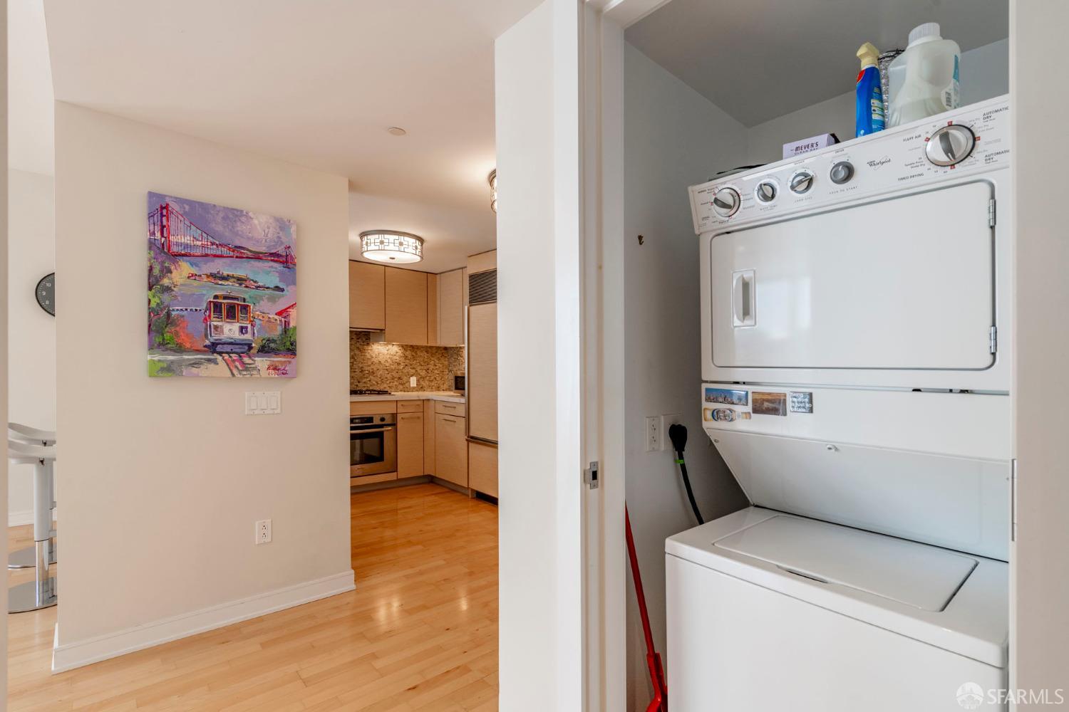 301 Mission Street Unit: 8J