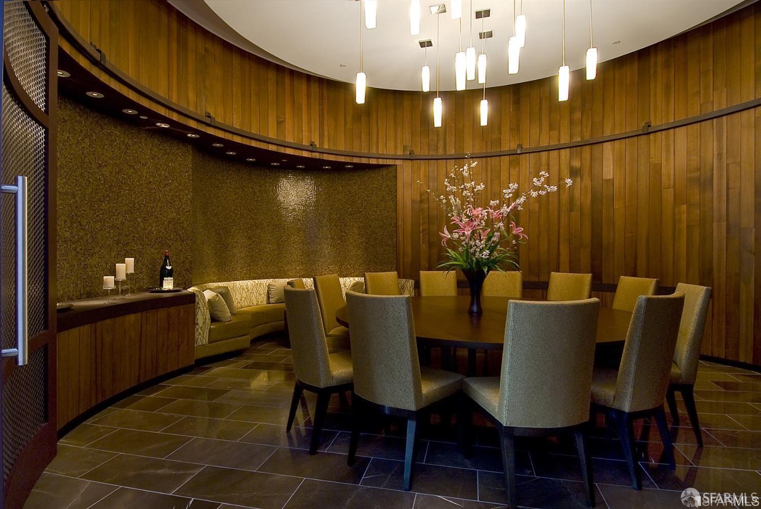 301 Mission Street Unit: 8J