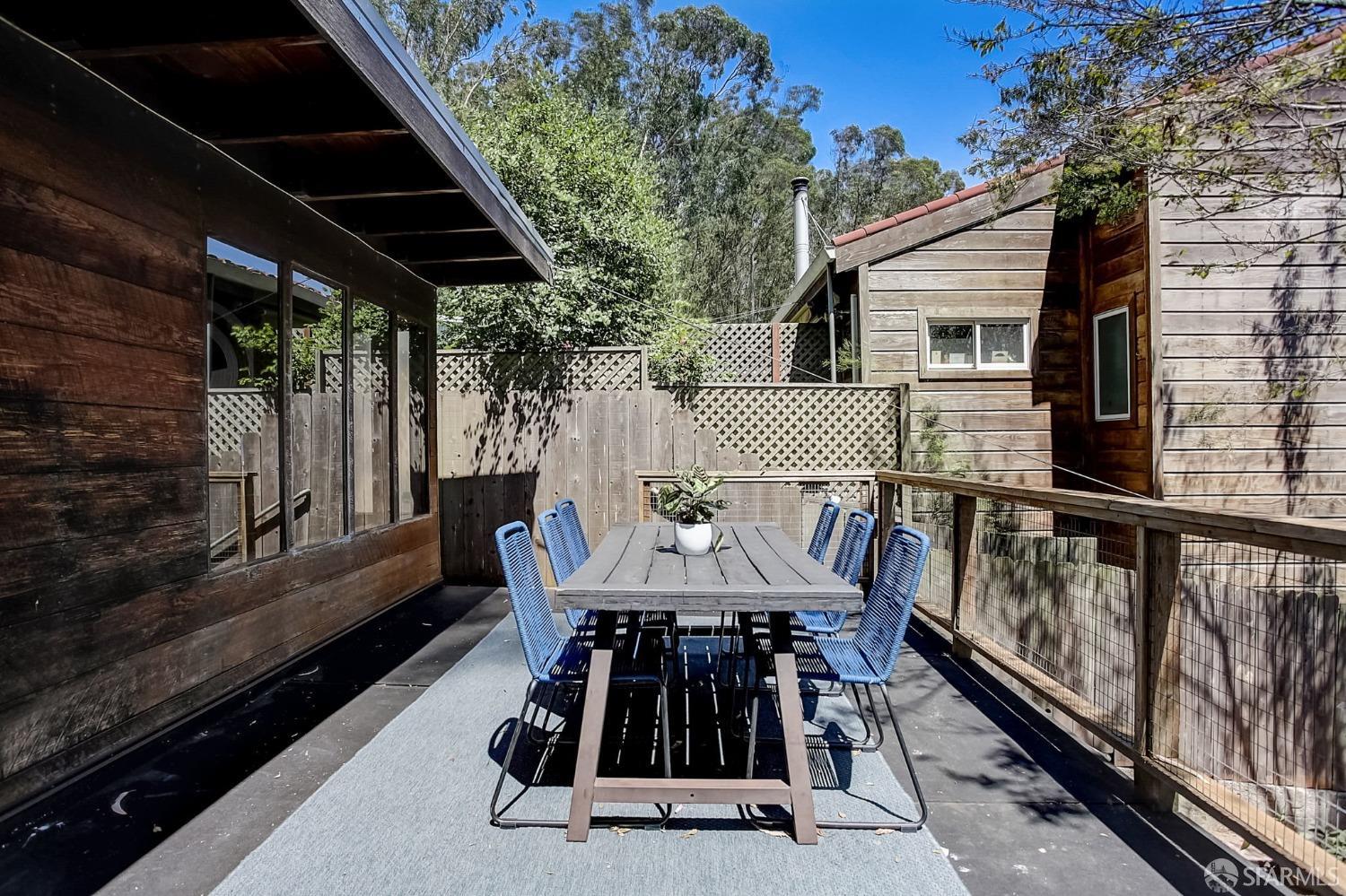 216 Bemis Street