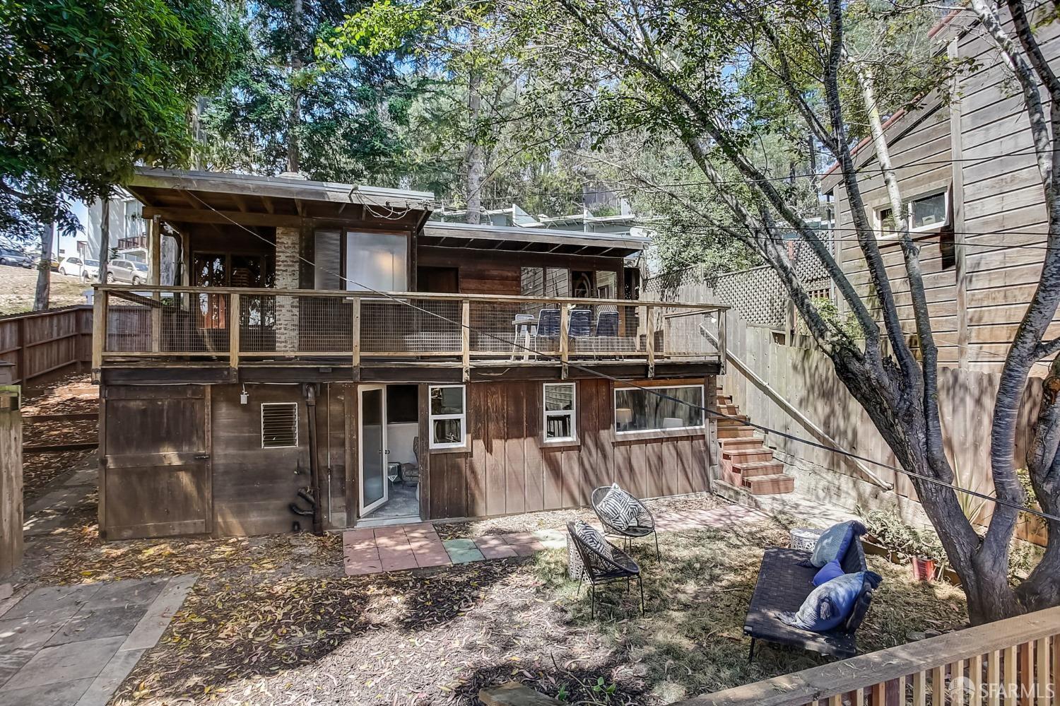 216 Bemis Street