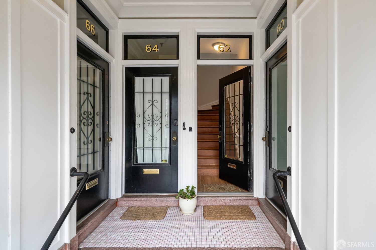 62 Pleasant Street