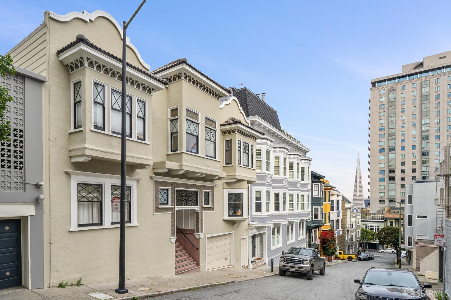 62 Pleasant Street
