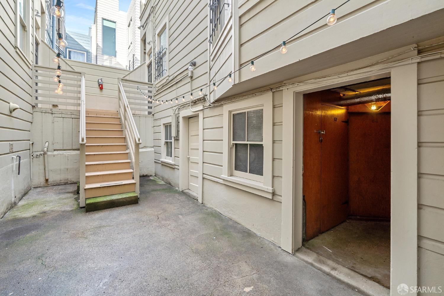 62 Pleasant Street